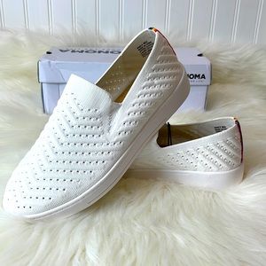 Sonoma Good for life Catahoula slips on shoes size 8